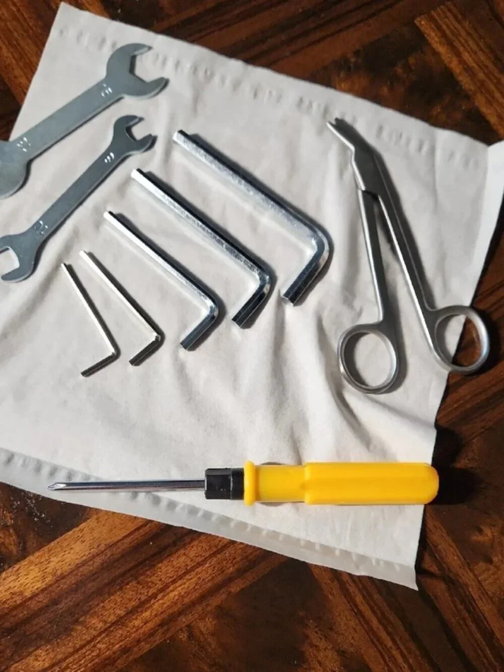 NEW Huge Tool Drill Bit Wrenches Screwdriver Cord Ties Switch Light Mixed Set